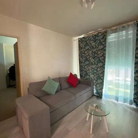 Studio Avec Terrasse Rosny-Sous-Bois